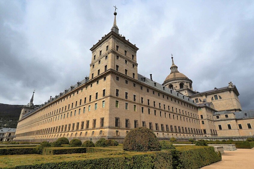 Picture 1 for Activity San Lorenzo de El Escorial: Monastery and Site Guided Tour