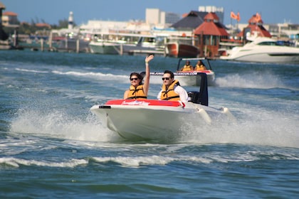 Cancun Speedboat und Schnorchelabenteuer