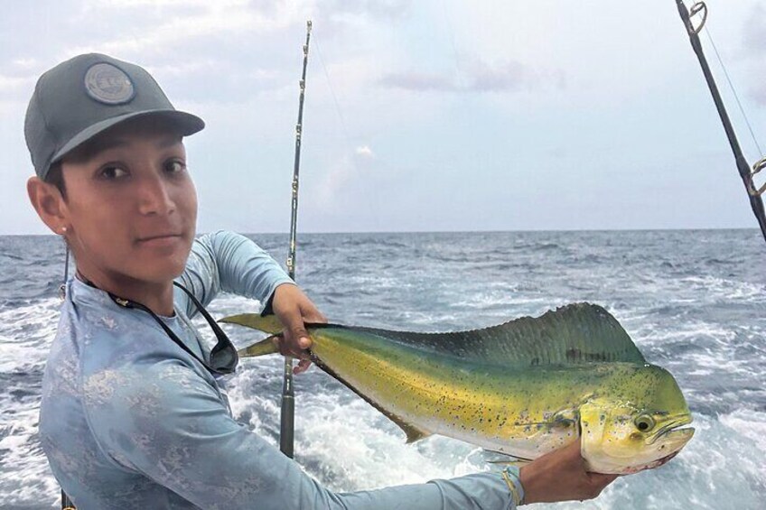 6 Hour Private Fishing Tour in Puerto Aventuras Riviera Maya