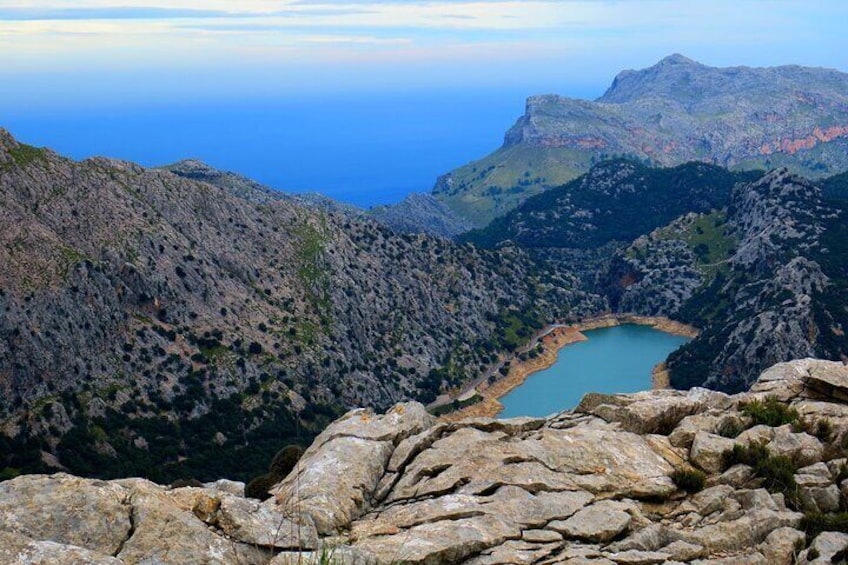 5-Hour Alpine Hiking Tour in Mallorca with Pick-up