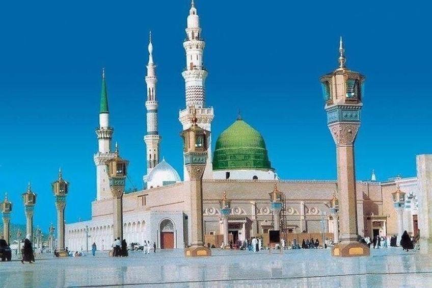 Masjid-e-Nabawi Beautiful and attracting View