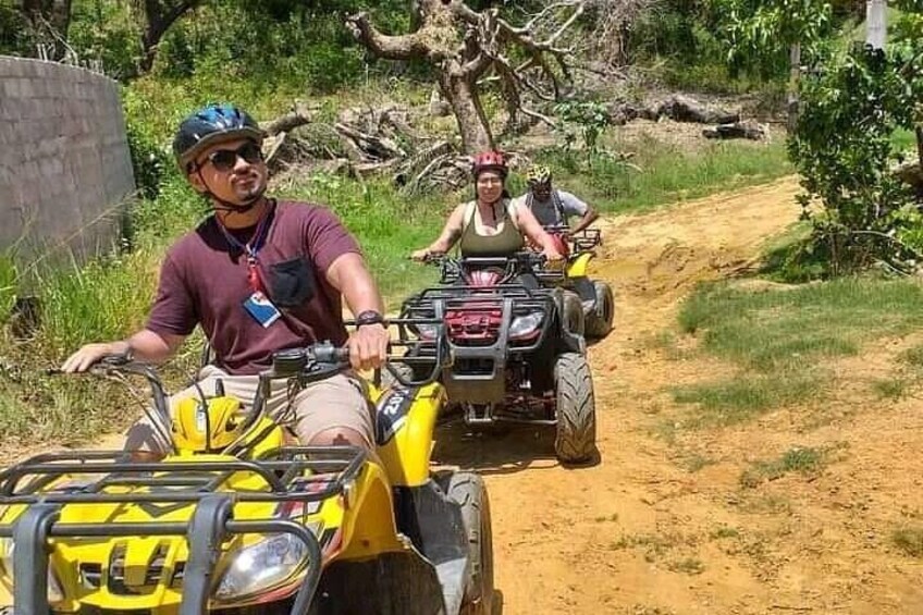 Roatan ATV, Horseback Riding Brandy's key private beach daypass 