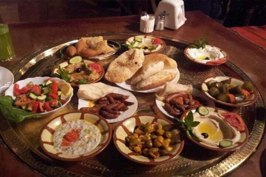 Private Lunch or Dinner at a Local Traditional Restaurant from Dead Sea