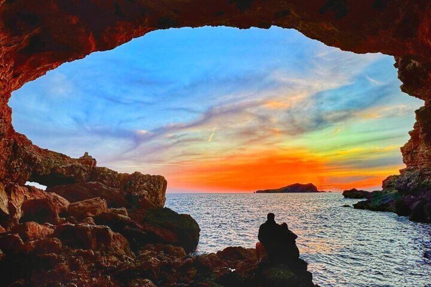 Ibiza - Secret Spots Tour in Land Rover Defender