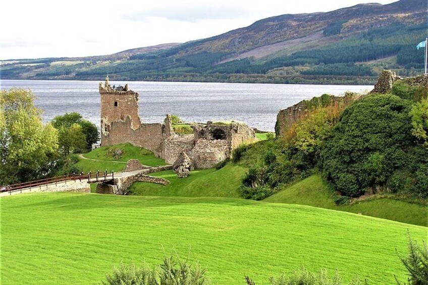 Private Guided Tour to Loch Ness 