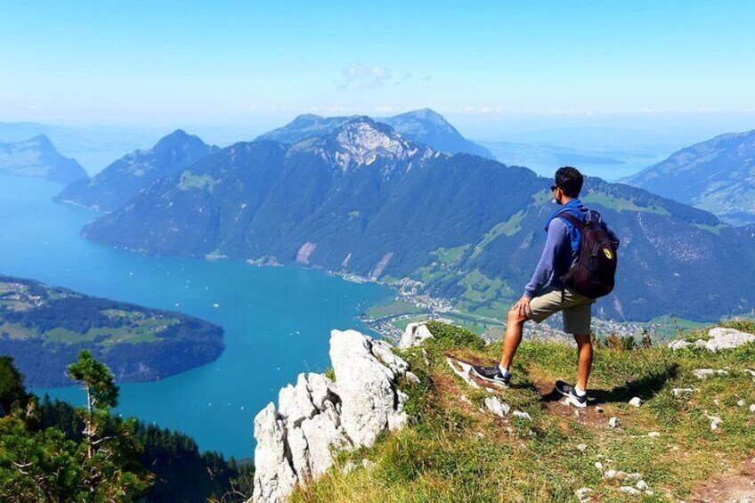 Peak to Peak Private Hike with Transport from Lucerne