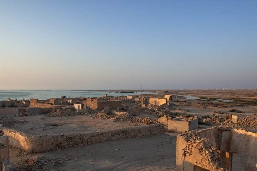 4-Hours North of Qatar Tour Olafur Eliasson, Zubara Fort, Jumail Village