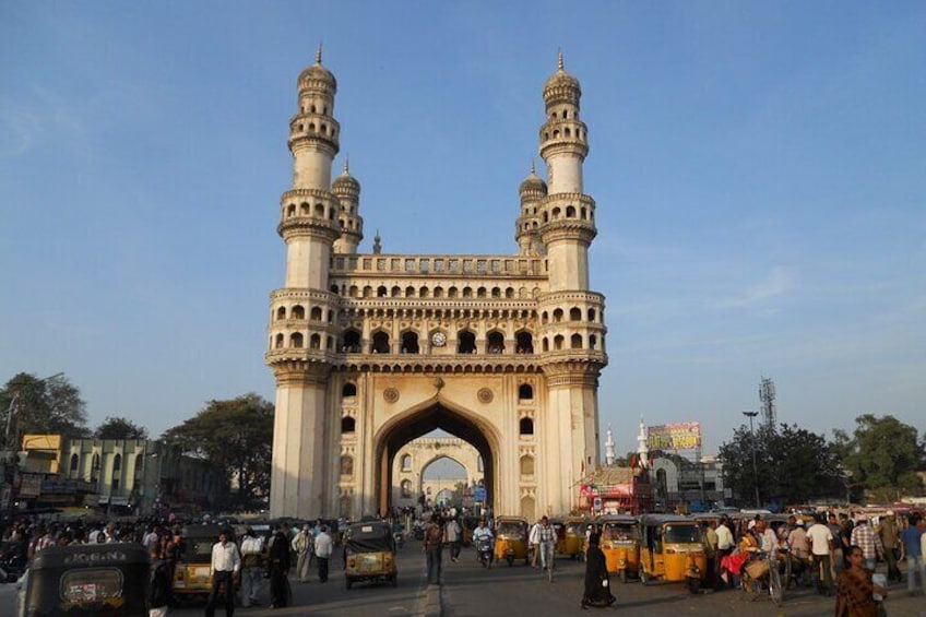 Full-Day Hyderabad Private City Tour with Hyderabadi Biryani Taste