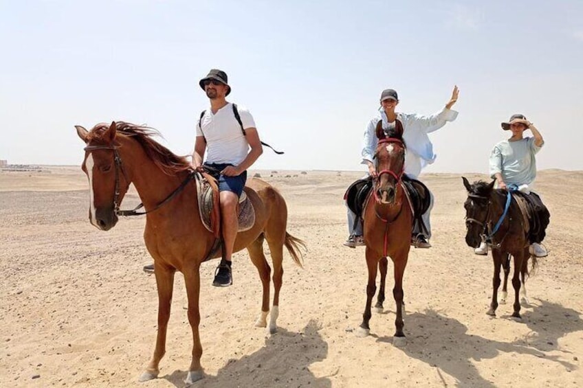 One Hour Horse Riding or Camel Riding At Amazing Desert in Hurghada