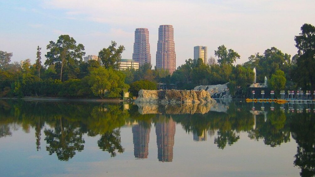 Chapultepec Park by Bike Tour