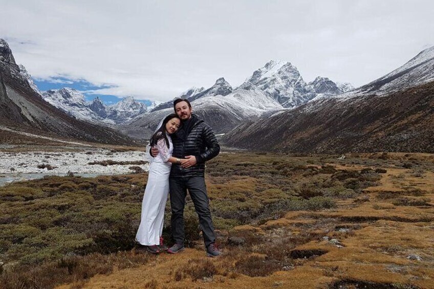 Everest Base Camp Helicopter Tour pheriche stop