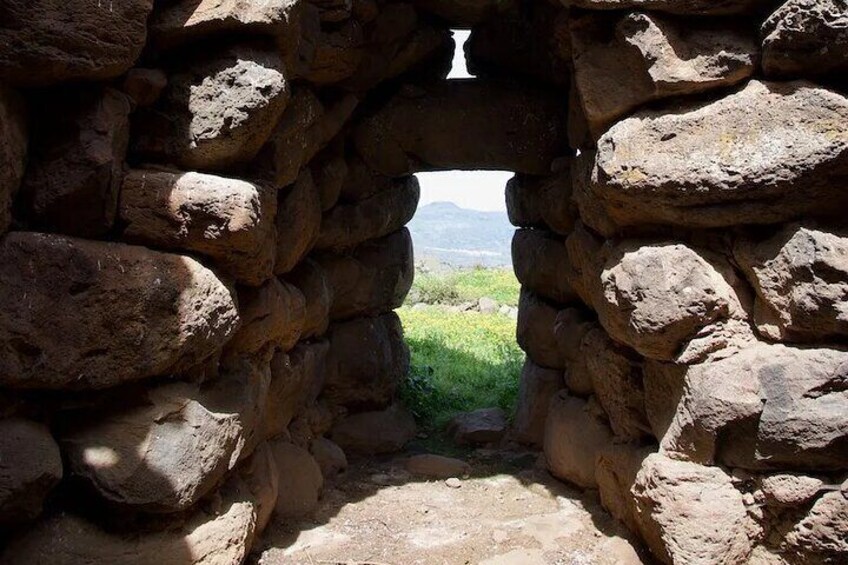 Private Guided Tour to Borore in the Bronze Age