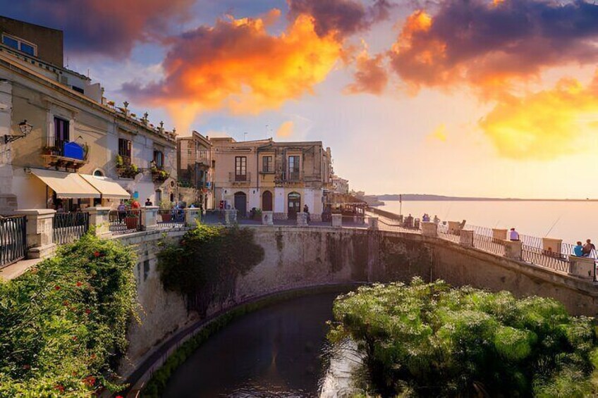 Private Tour of Syracuse, Ortigia and Noto