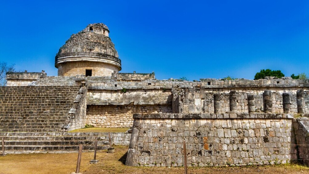 Chichen Itza Mayan Temples, Cenote and Valladolid with Lunch