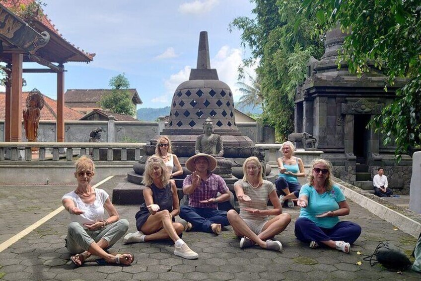 From Semarang port: Borobudur Temple excursion - Cruise Ship Traveler 