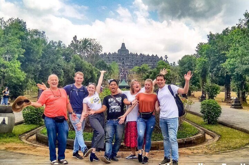 From Semarang port: Borobudur Temple excursion - Cruise Ship Traveler 