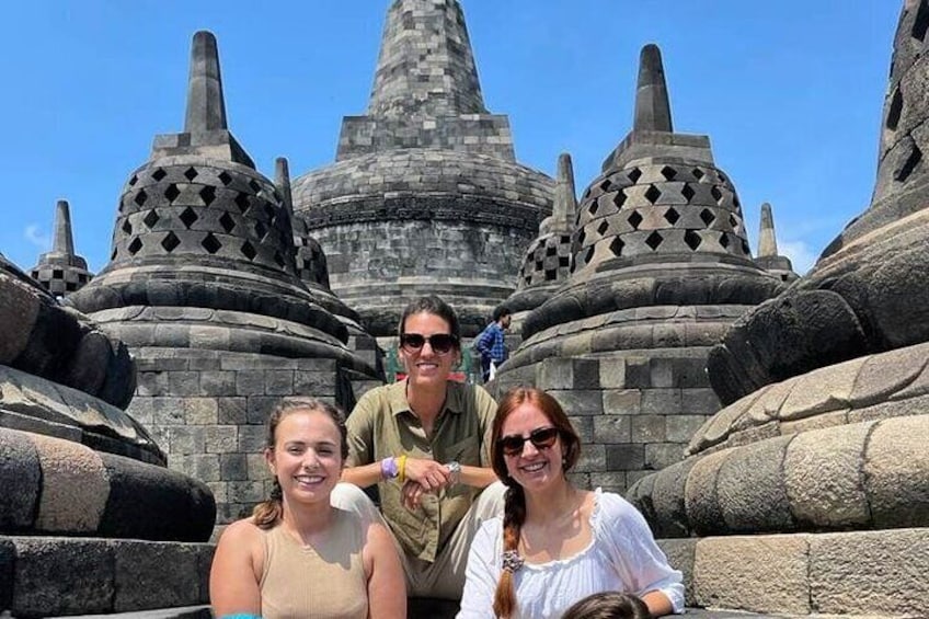 From Semarang port: Borobudur Temple excursion - Cruise Ship Traveler 