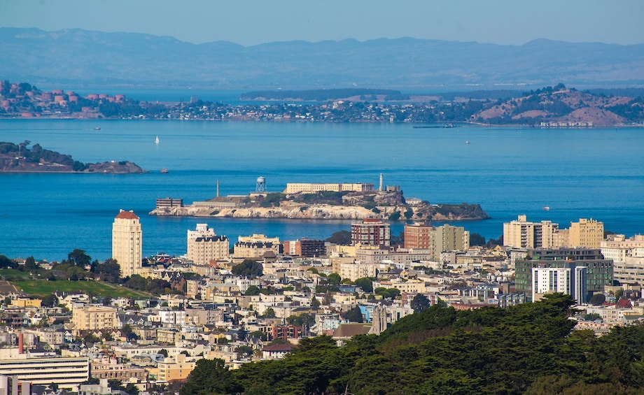 Legendary Alcatraz Island with Self-Guided Audio Tour