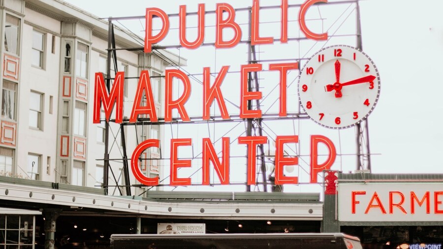 Downtown Seattle Landmarks & Modern Sites with Self-Guided Audio Tour