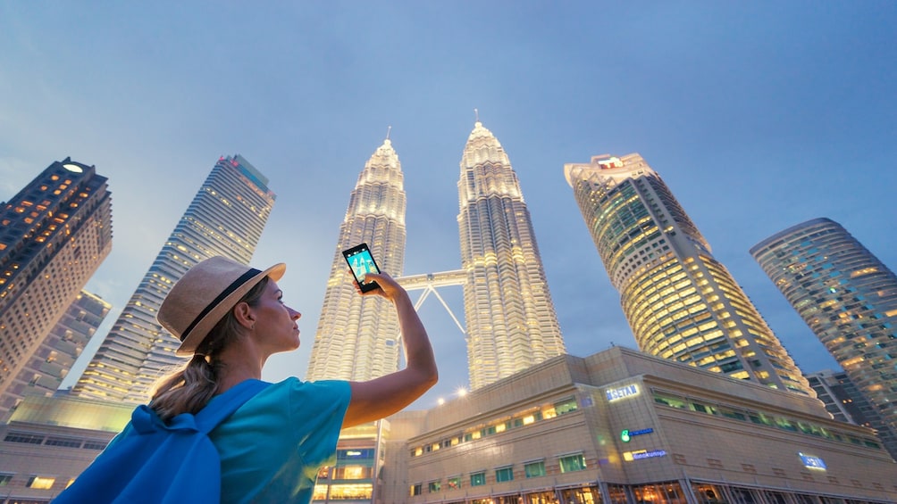 Half-Day City Photography Tour with Admission to Twin Tower & KL Tower