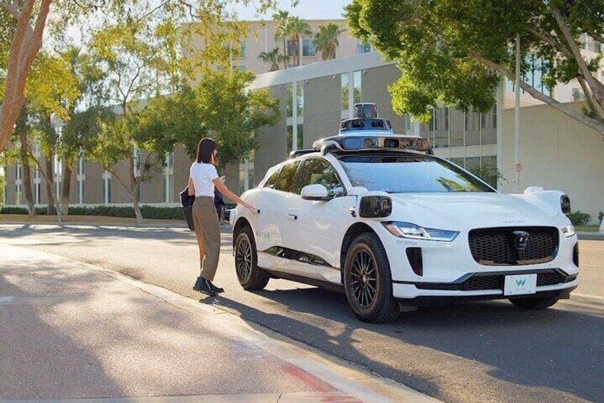 Waymo Tours of Los Angeles 