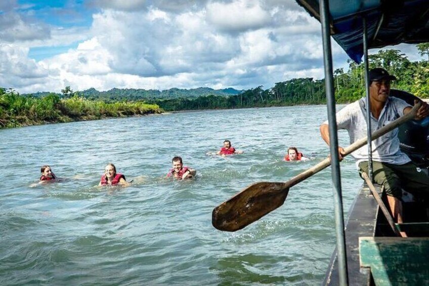 5-days Private Manu Jungle Tour with Waterfalls and Hot Springs