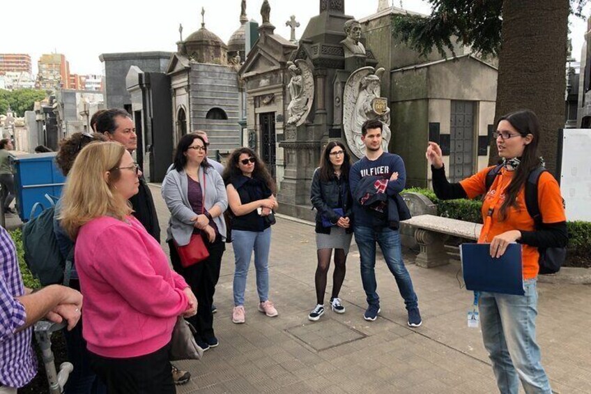 Recoleta Cemetery Walking Tour