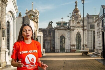 Recoleta Cemetery Walking Tour