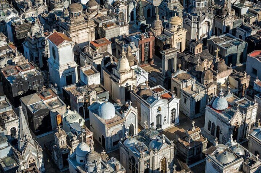 Recoleta Cemetery Private Walking Tour