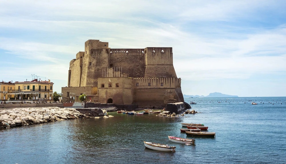 Discover Pompeii and Napoli from Rome