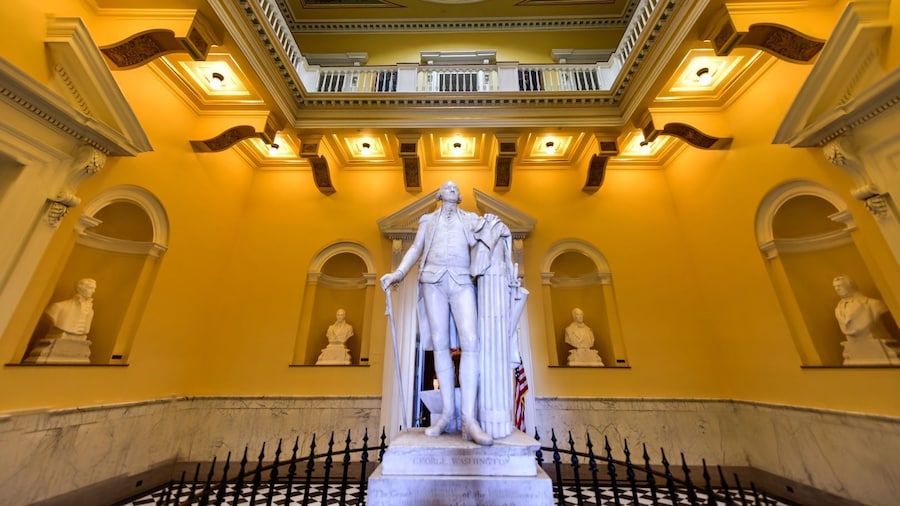 Downtown Richmond Must-See Landmarks with Self-Guided Audio Tour
