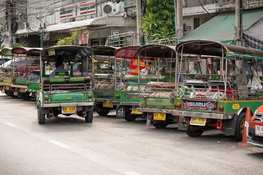 See Bangkok your way with a Personal Private Tour Guide