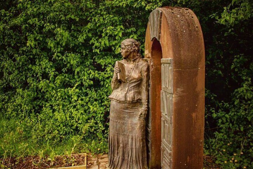 Maria Edgeworth Statue