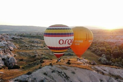 Cappadocia varmluftsballonflyvning (Cat Valley)