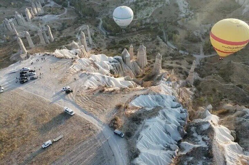 Cappadocia Hot Air Balloon Flight ( Cat Valley )