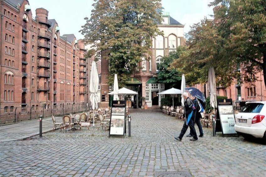 Free Tour Die Speicherstadt - The City of Warehouses
Historic neighborhood on foot