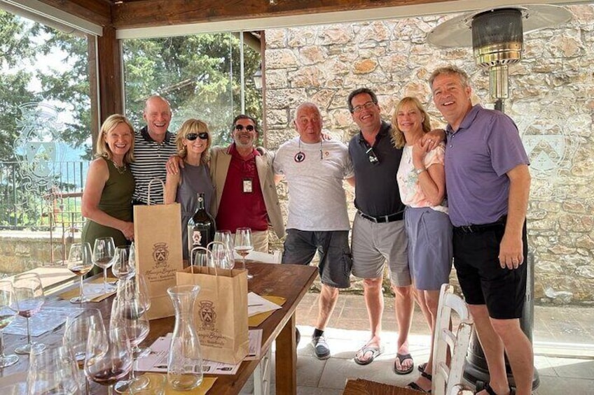 Wine Tasting and History Guided Day Tour in Chianti 