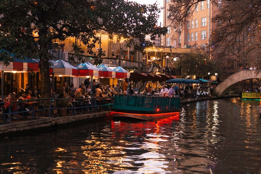 San Antonio's Historic District with Self-Guided Audio Tour