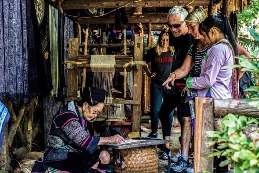 Sapa Amazing Experience: Cat Cat Village 1 Day with Local Guide