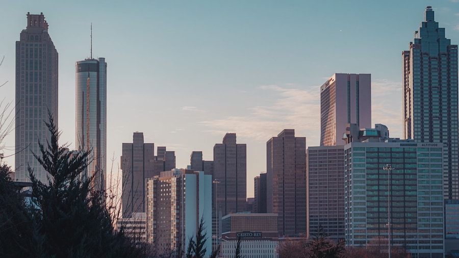 Downtown Atlanta and Authentic Urban Atmosphere with Self-Guided Audio Tour