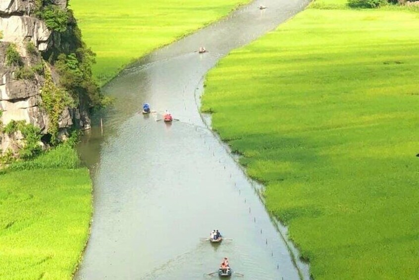 Highlight Ninh Binh Full Day Tour Tam Coc Boat, Mua Cave, Hoa Lu 