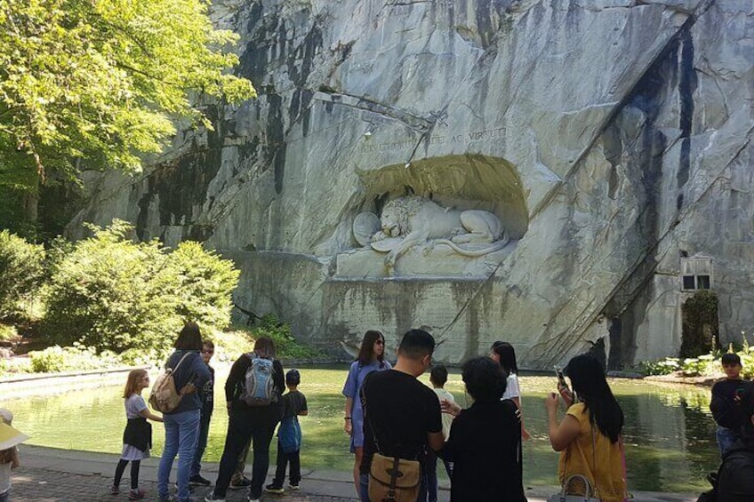 Luzern City Tour with Lake Cruise Private Tour from Basel