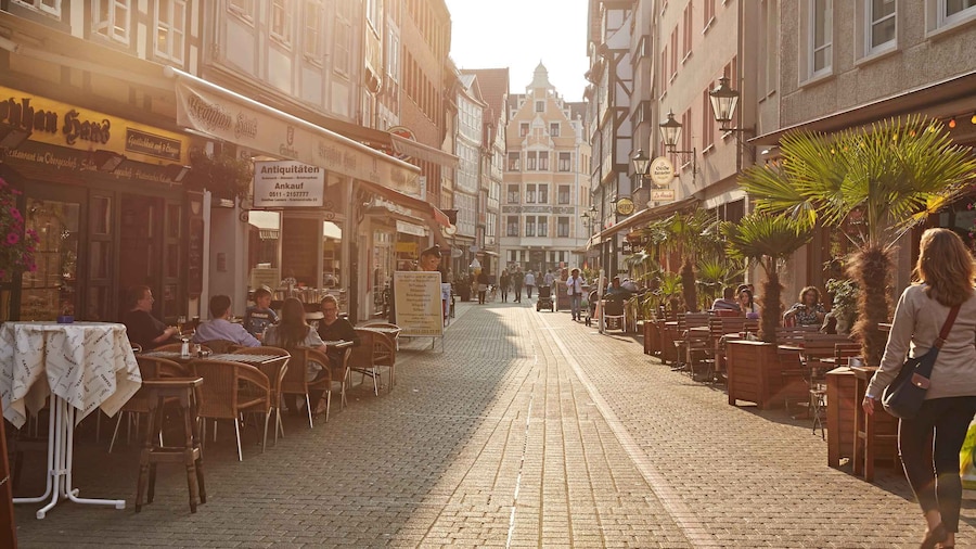 Hannover: Guided Old Town Walking Tour