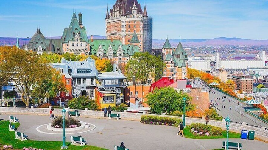 From Montreal: Quebec City VIP Day Trip with Hotel Pickup