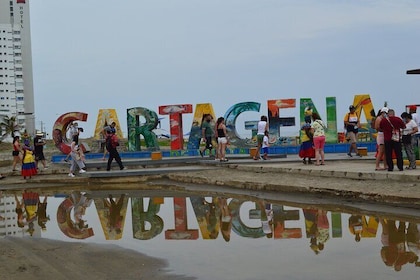 Bytur i Chiva gjennom byen Cartagena
