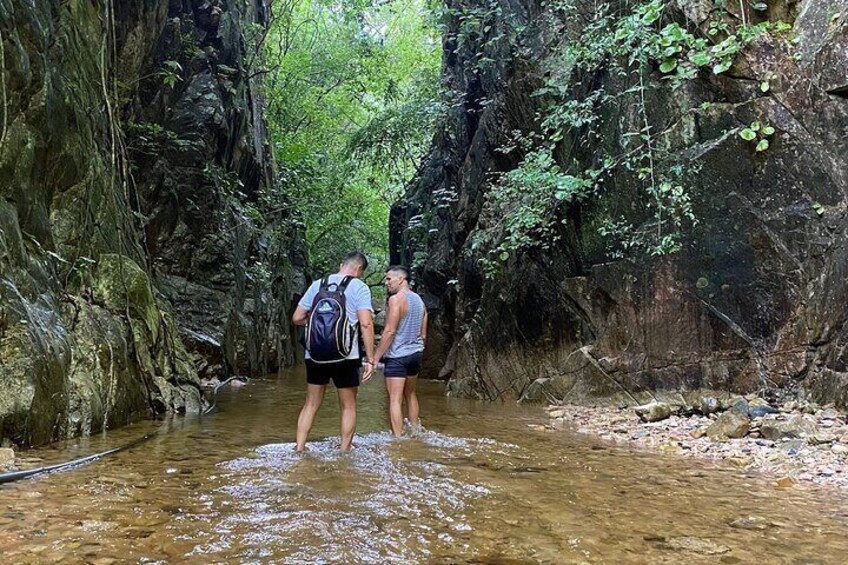  Adam's Garden Waterfalls Full-Day Hiking Tour