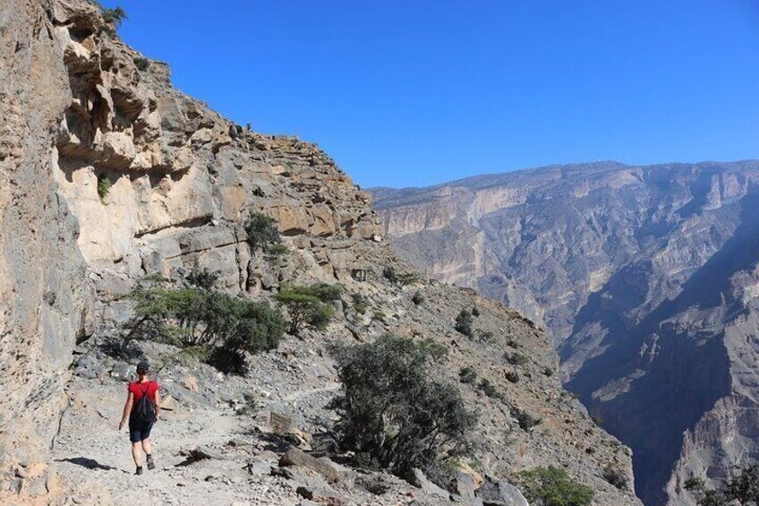 Private Full Day Trekking In the Grand Canyon (Balcony Walk) 