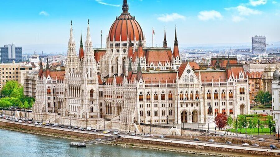 Parliament Tour in Budapest with Audio Guide