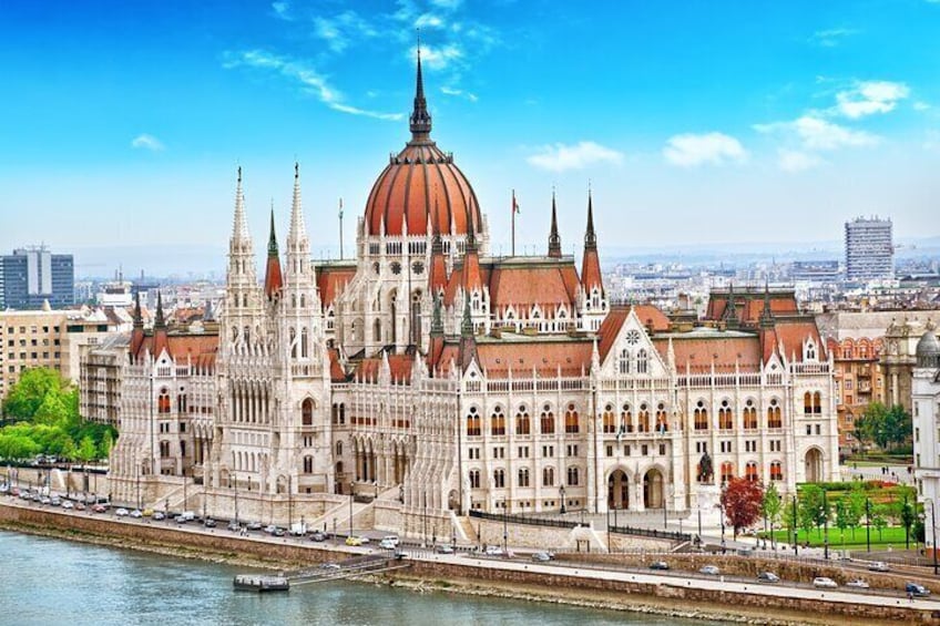 Parliament Tour in Budapest with Audio Guide