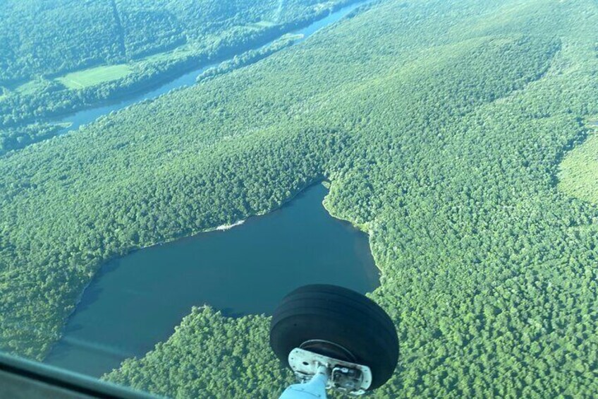 Hop on Air. Delaware Water Gap Tour. Lake on top of the mountain. 